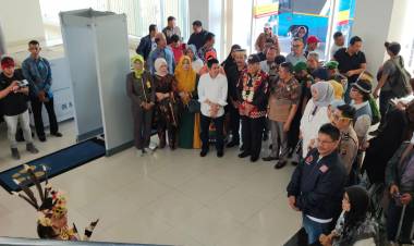 TIBA DI BALIKPAPAN, WAKIL GUBERNUR KALTIM SAMBUT ROMBONGAN BUPATI BULUKUMBA DAN KKB